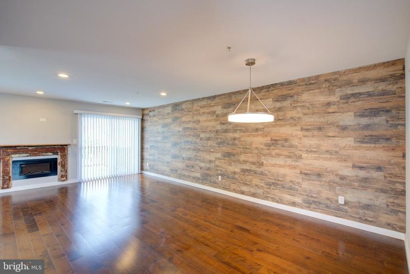 4304 Applegate Ln #2, Suitland, MD 20746