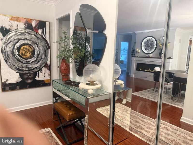 1800 Old Meadow Rd #420, Mclean, VA 22102