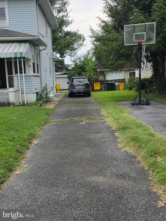 9 2nd Ave, Glen Burnie, MD 21061