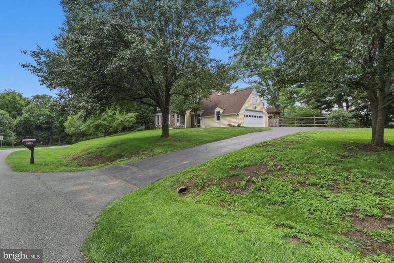 6102 Ridgeline Dr, Mount Airy, MD 21771