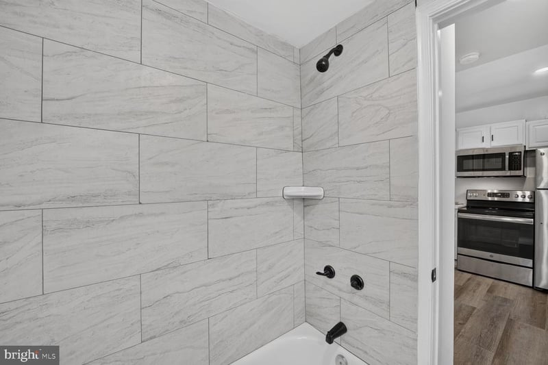 922 47th St NE, Washington, DC 20019