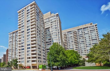 4515 Willard Ave #906S, Chevy Chase, MD 20815