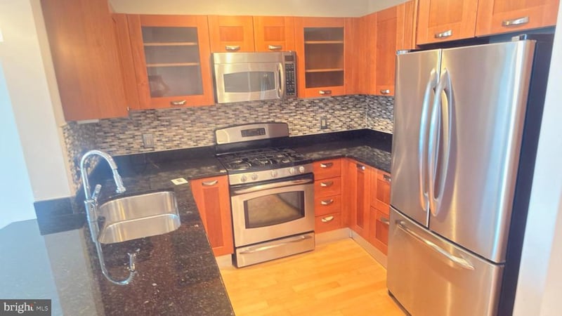 5750 Bou Ave #1610, Rockville, MD 20852