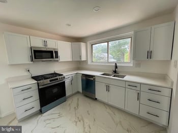 1704 Highland Dr, Silver Spring, MD 20910