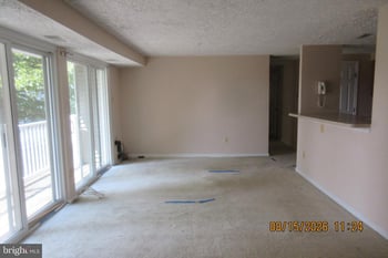 301 Palmspring Dr #7, Gaithersburg, MD 20878