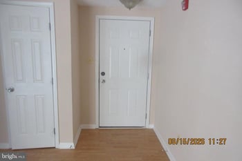 301 Palmspring Dr #7, Gaithersburg, MD 20878