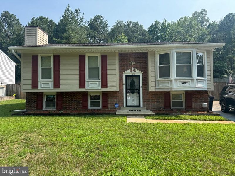 1907 Mystic Ave, Oxon Hill, MD 20745