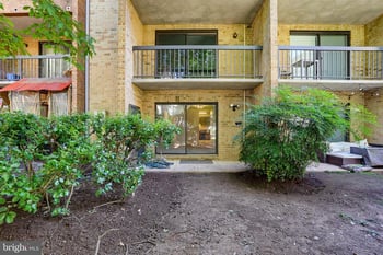 5139 Dudley Ln #48, Bethesda, MD 20814