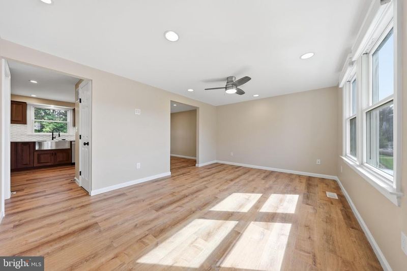 1572 Carey Pl, Frederick, MD 21701