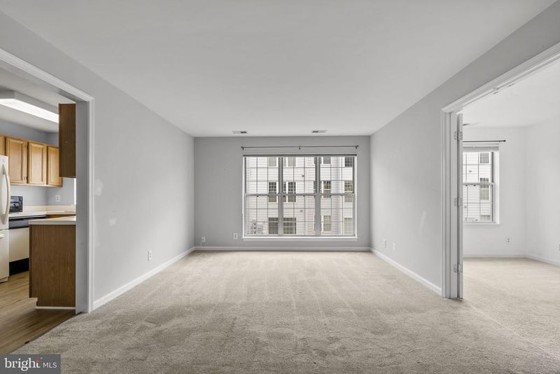 1124 Huntmaster Ter NE #201, Leesburg, VA 20176