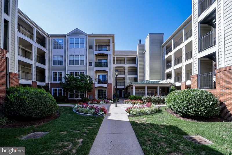 1100 Quaker Hill Dr #307, Alexandria, VA 22314