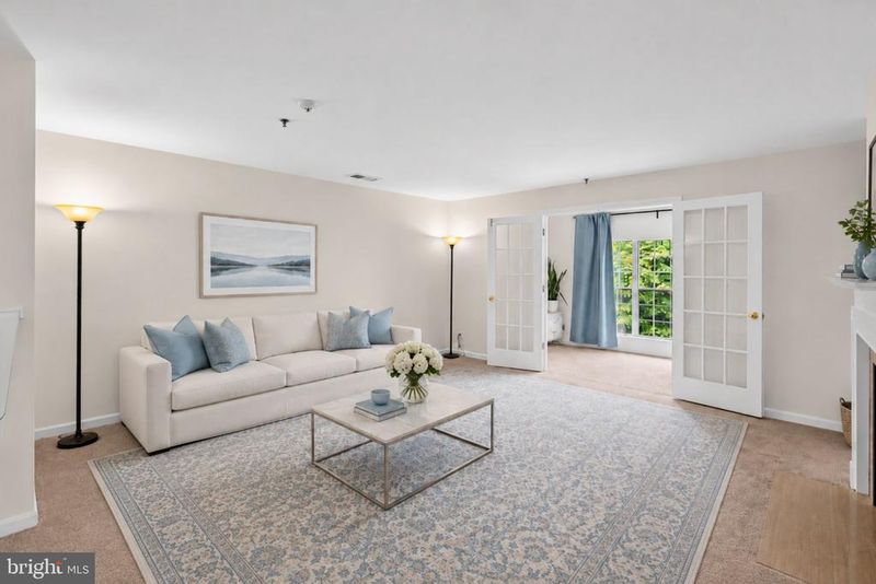 1100 Quaker Hill Dr #326, Alexandria, VA 22314