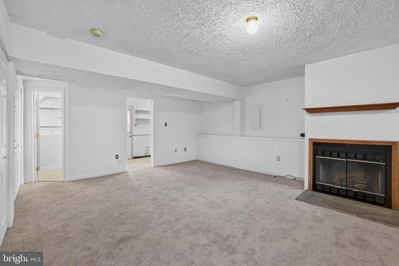 1806 Robert Lewis Ave, Upper Marlboro, MD 20774