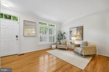 1030 Main St, Gaithersburg, MD 20878