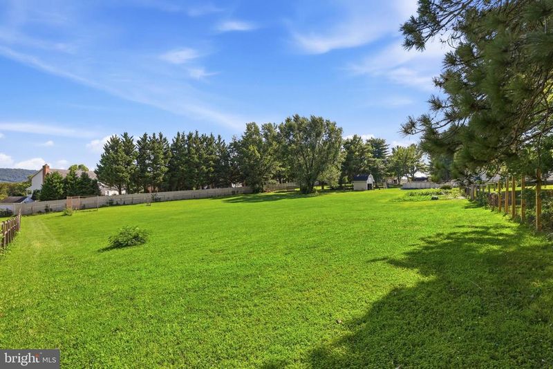 4245 Horine Rd, Jefferson, MD 21755