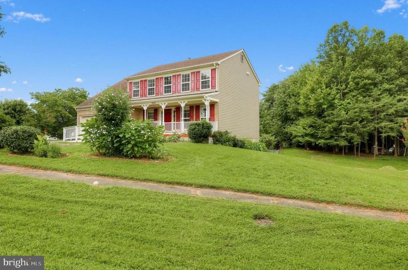 5251 Quebec Pl, Woodbridge, VA 22193