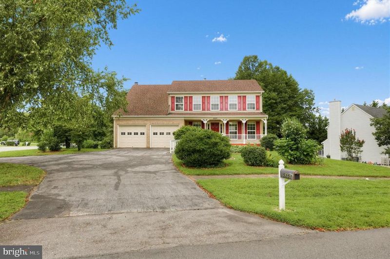 5251 Quebec Pl, Woodbridge, VA 22193