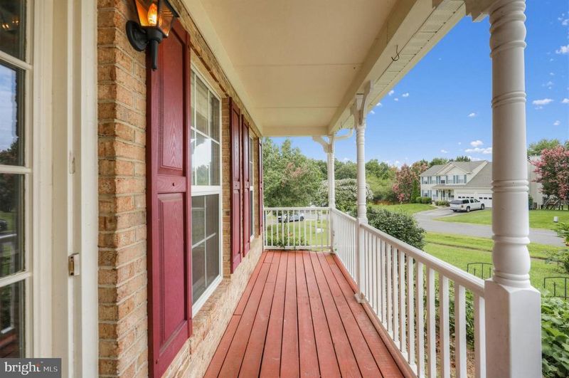 5251 Quebec Pl, Woodbridge, VA 22193