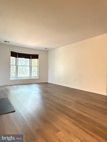 13016 Shadyside Ln #230, Germantown, MD 20874
