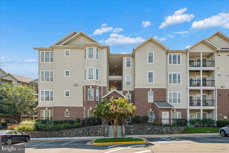 1550 Spring Gate Dr #8113, Mclean, VA 22102
