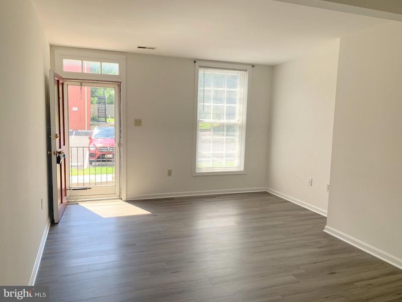 126 Ice, Frederick, MD 21701