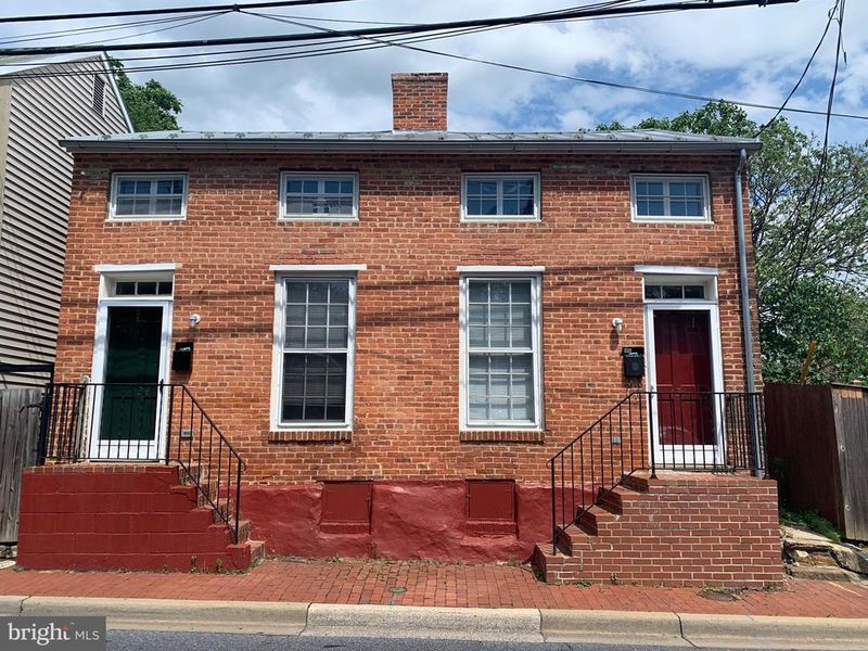 126 Ice, Frederick, MD 21701