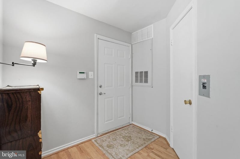 12158 Penderview Ln #1704, Fairfax, VA 22033