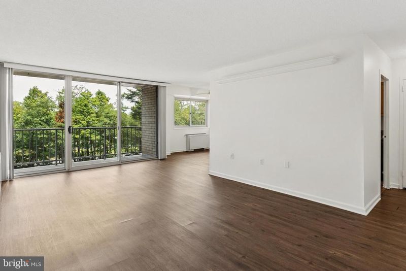 2500 N Van Dorn St #205, Alexandria, VA 22302