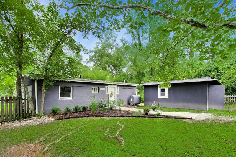 13514 Livingston Rd, Clinton, MD 20735