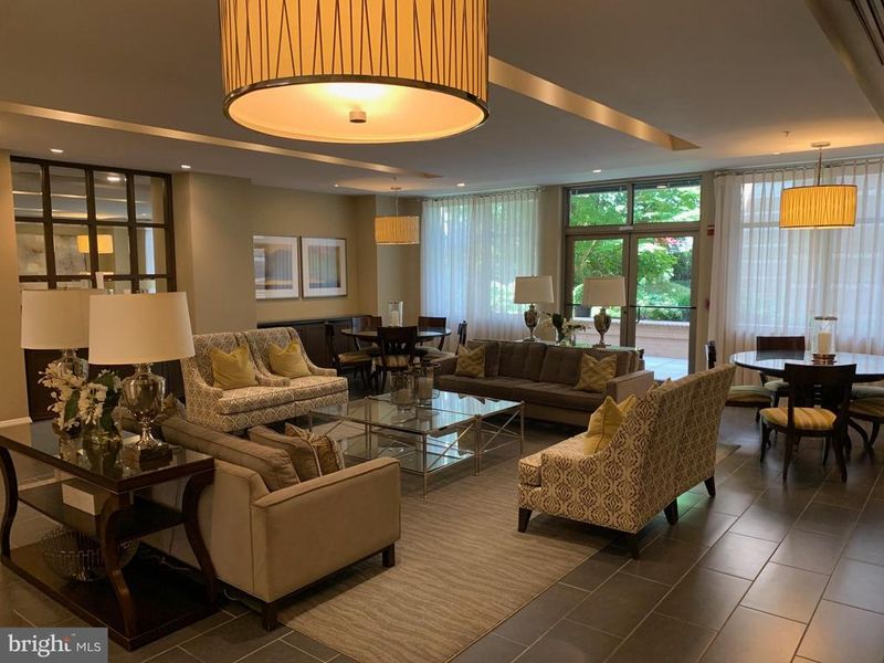 12000 Market St #483, Reston, VA 20190