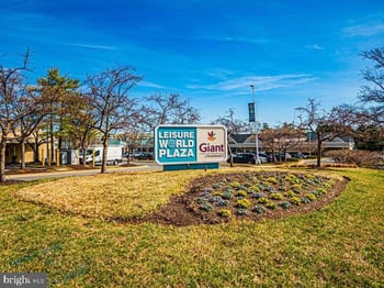 3310 N Leisure World Blvd #124, Silver Spring, MD 20906