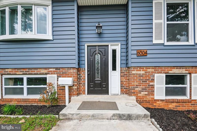 6004 Queens Chapel Rd, Hyattsville, MD 20782