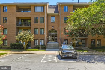11405 Commonwealth Dr #204, Rockville, MD 20852