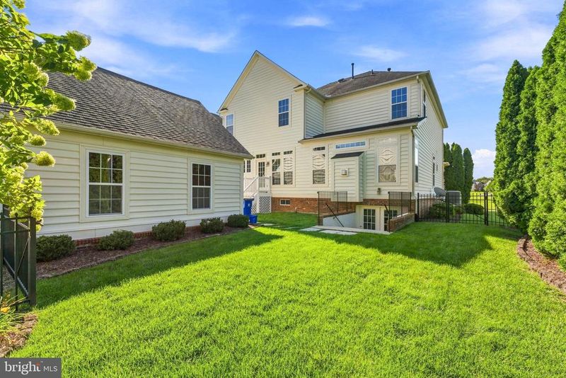 5520 Adamstown Commons Dr, Adamstown, MD 21710