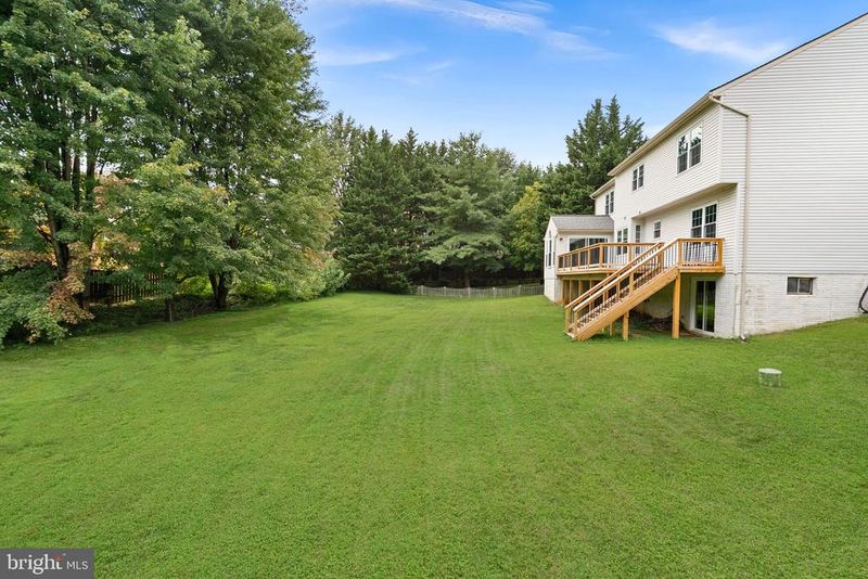 37743 Sutton Dr, Purcellville, VA 20132
