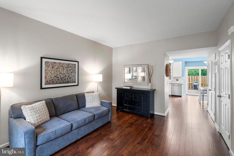 44221 Litchfield Ter, Ashburn, VA 20147
