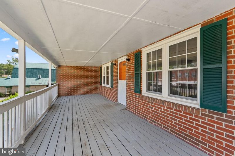 25810 Frederick, Clarksburg, MD 20871