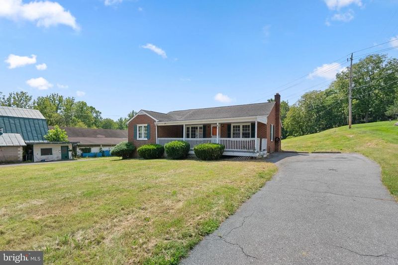 25810 Frederick, Clarksburg, MD 20871