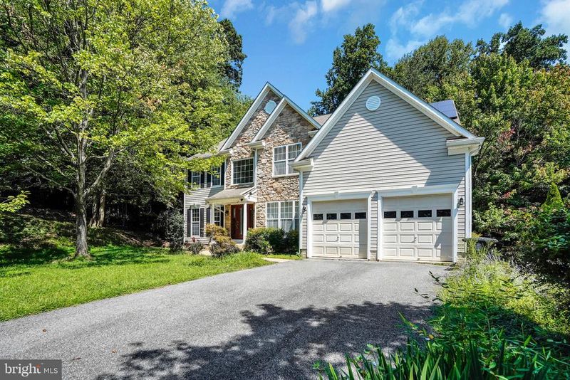 15611 Straughn Dr, Laurel, MD 20707