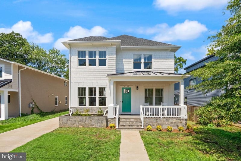 2701 12th St S, Arlington, VA 22204
