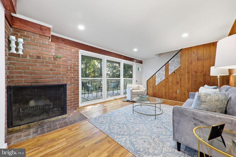 325 Bradley Ave, Rockville, MD 20851