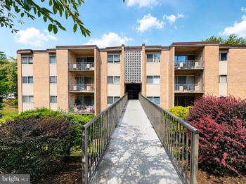 5107 Crossfield Ct #306, Rockville, MD 20852