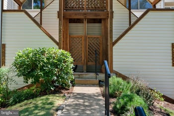 18249 Leman Lake Dr #607B, Olney, MD 20832