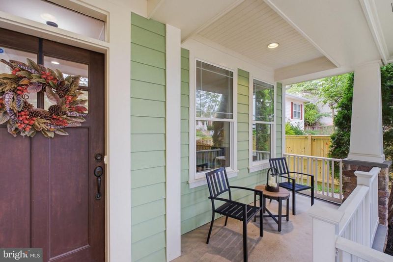 6833 19th Rd N, Arlington, VA 22205