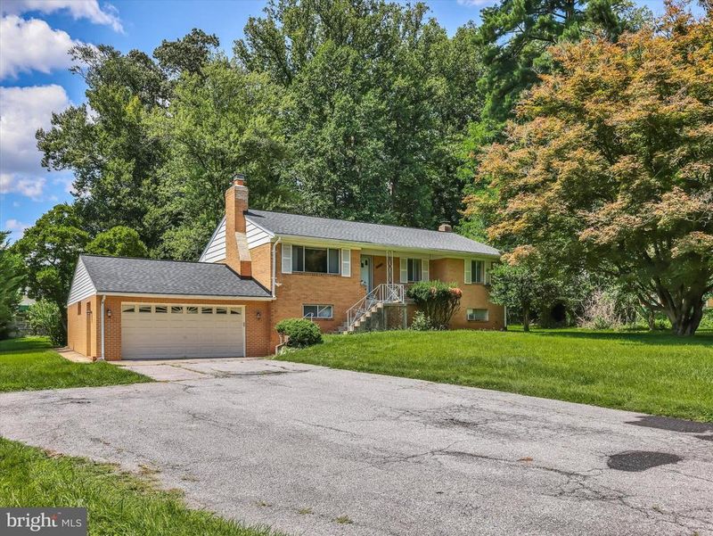 13210 Lutes Dr, Silver Spring, MD 20906