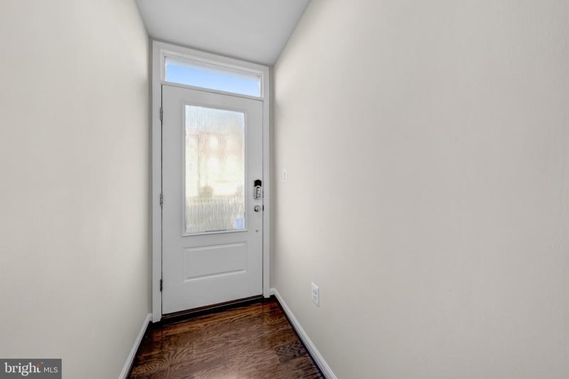 6836 William White Way, Haymarket, VA 20169