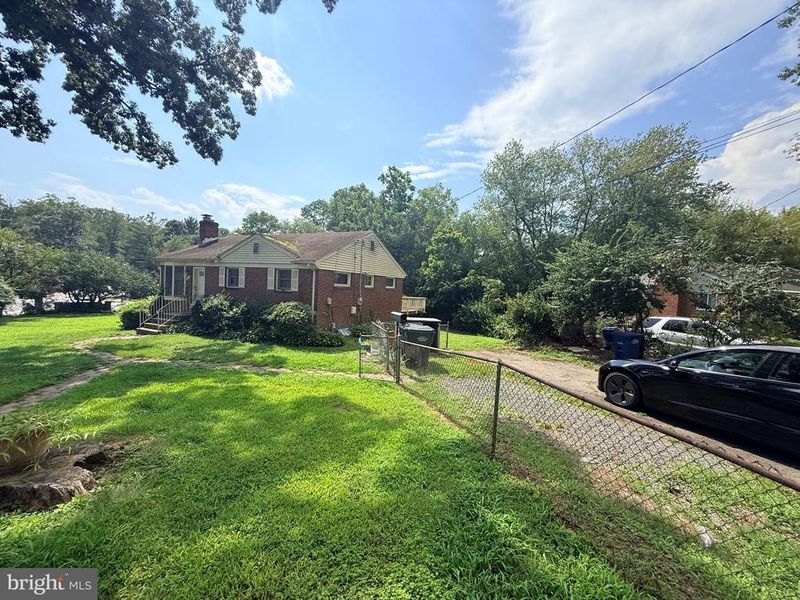 3310 Brush Dr, Falls Church, VA 22042