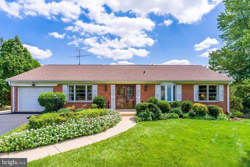 1912 Torregrossa Ct, Mclean, VA 22101