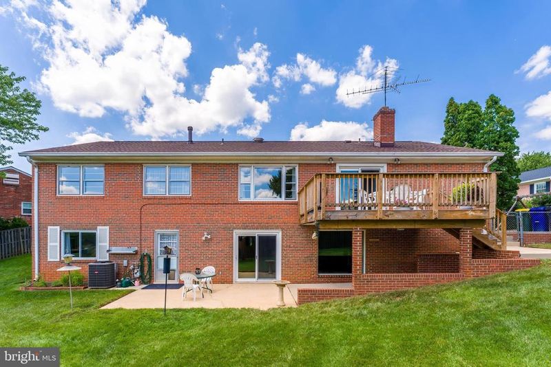 1912 Torregrossa Ct, Mclean, VA 22101