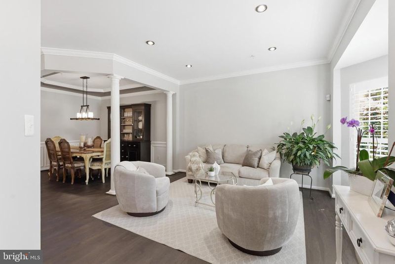 410 Lynette St, Gaithersburg, MD 20878